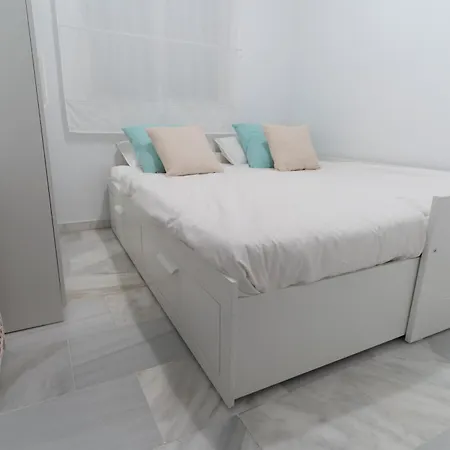 Aqua - 2 Bedrooms, Terrace & Pool - Appartement *