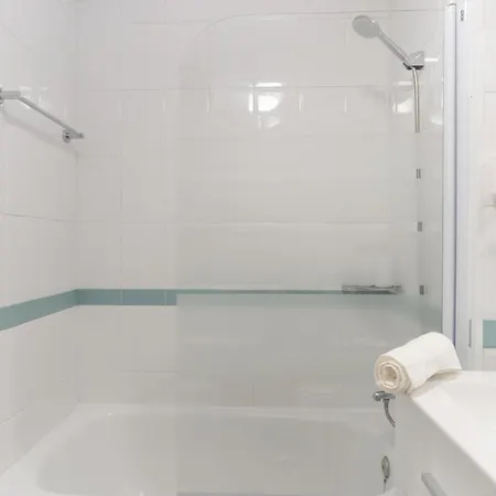 Aqua - 2 Bedrooms, Terrace & Pool - Appartement Benalmádena